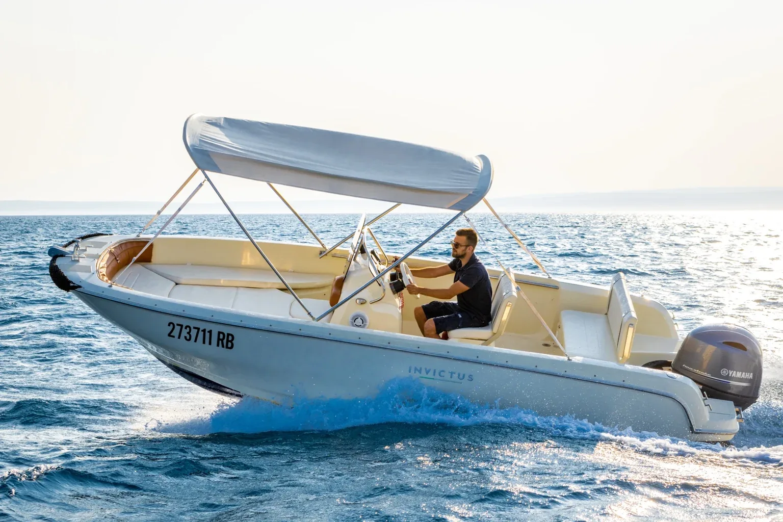 Invictus 190 FX Boot mieten auf Rab, Kroatien